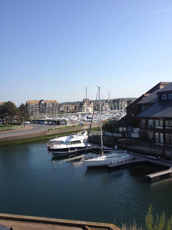 Residence "Les Planches" Deauville Exterior photo